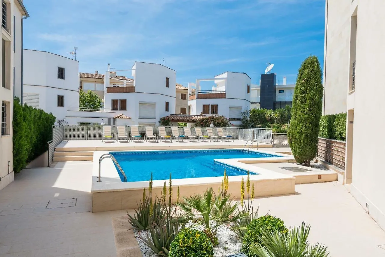 Residencial Llenaire Apartment Port de Pollenca