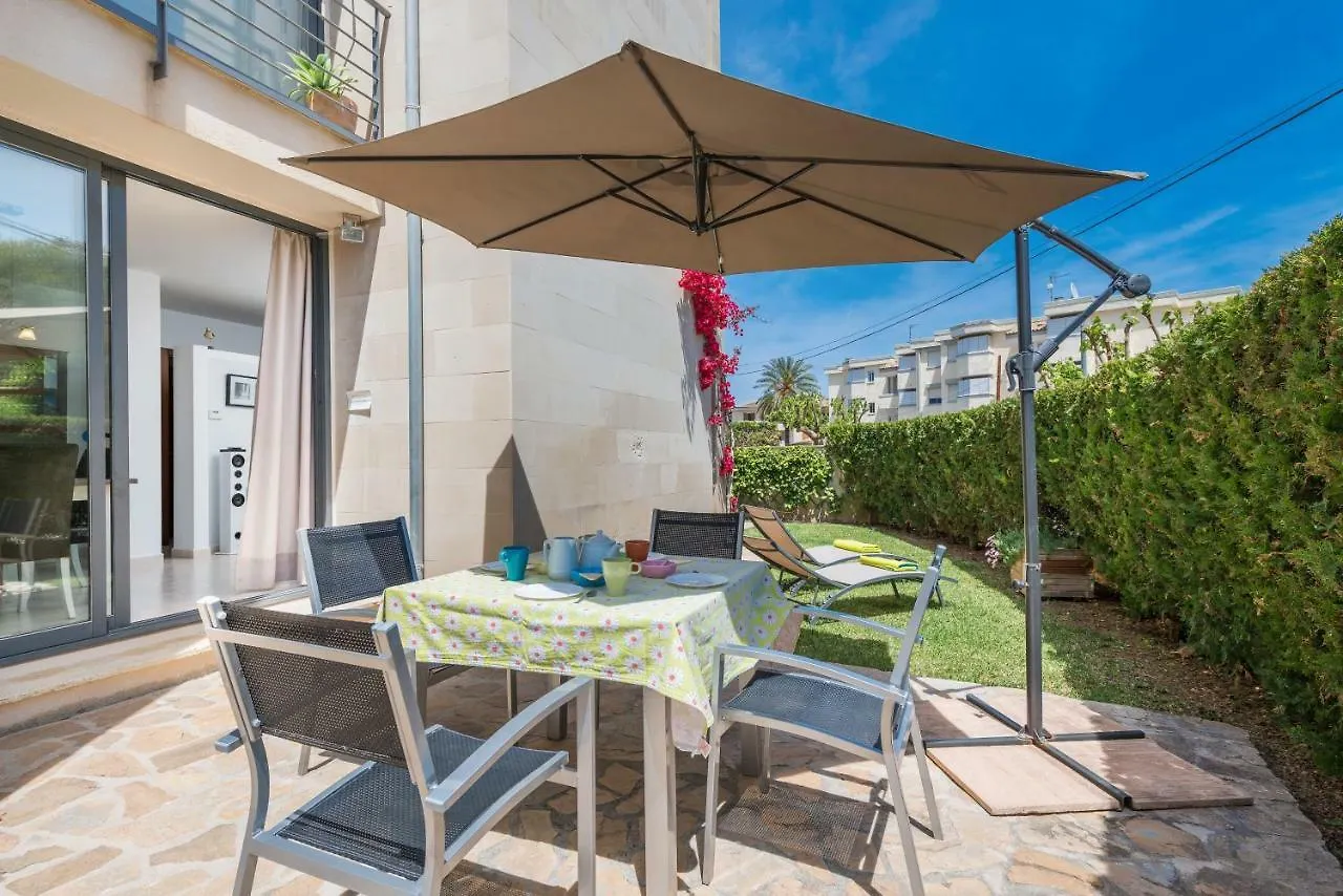Residencial Llenaire Apartment Port de Pollenca