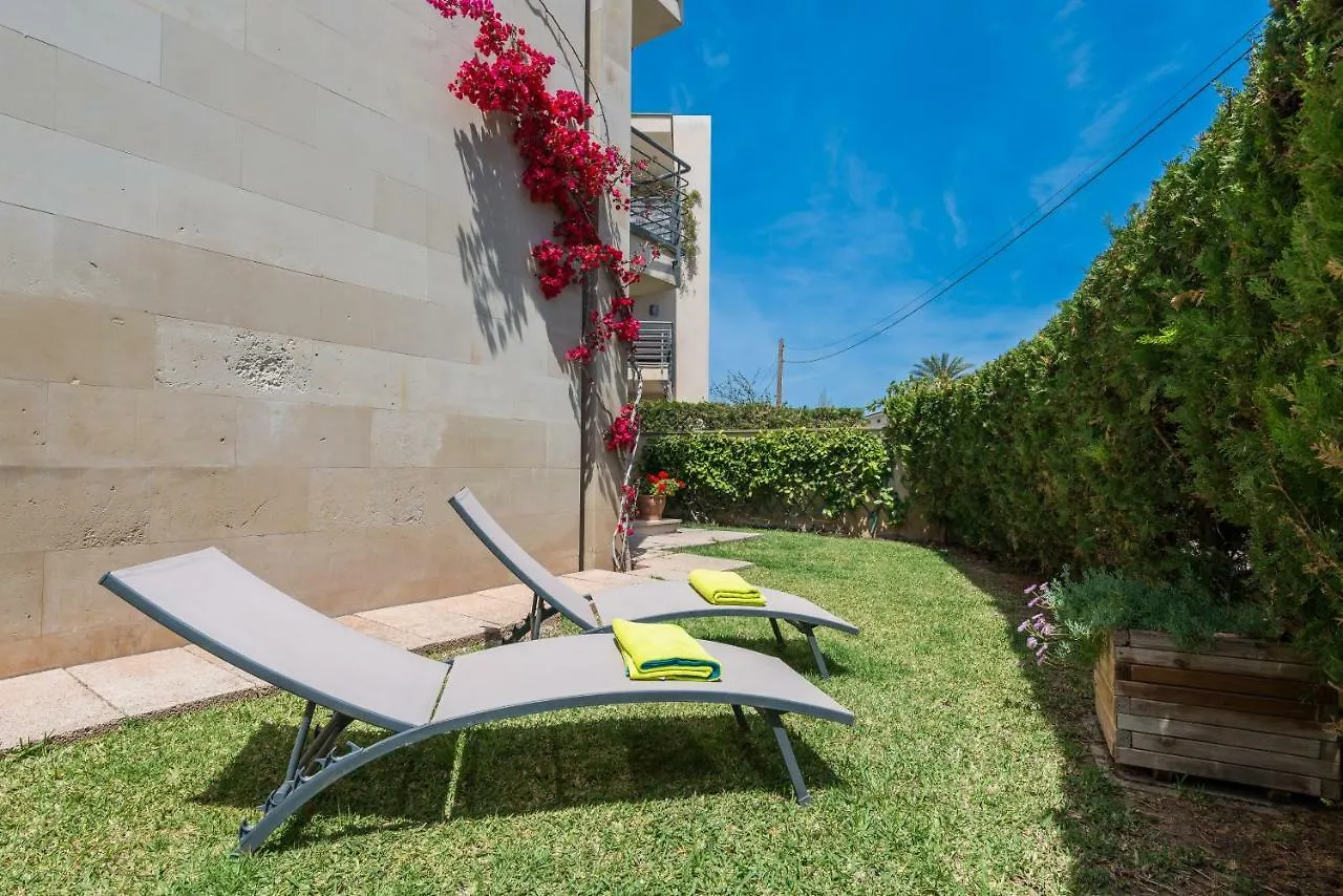 Residencial Llenaire Apartment Port de Pollenca