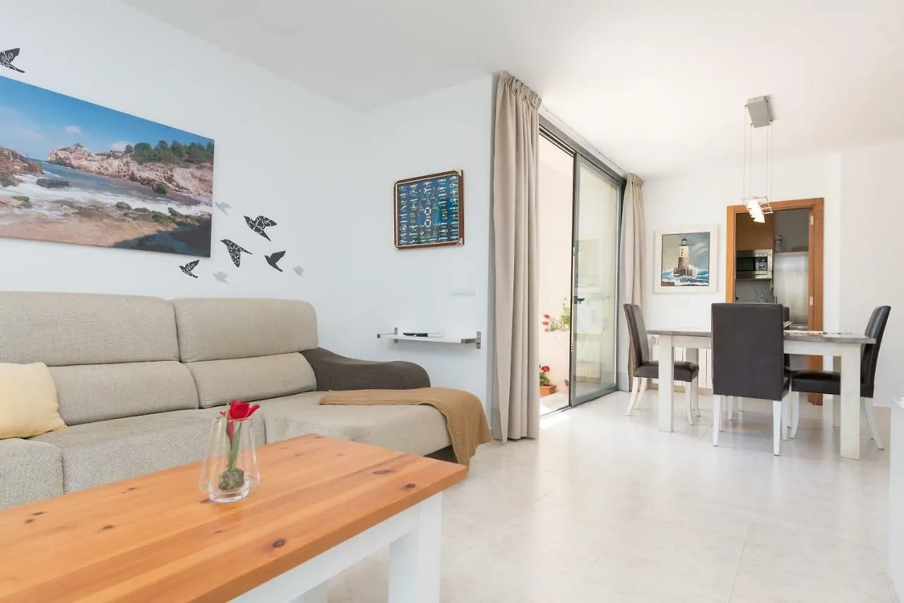 Residencial Llenaire Apartment Port de Pollenca