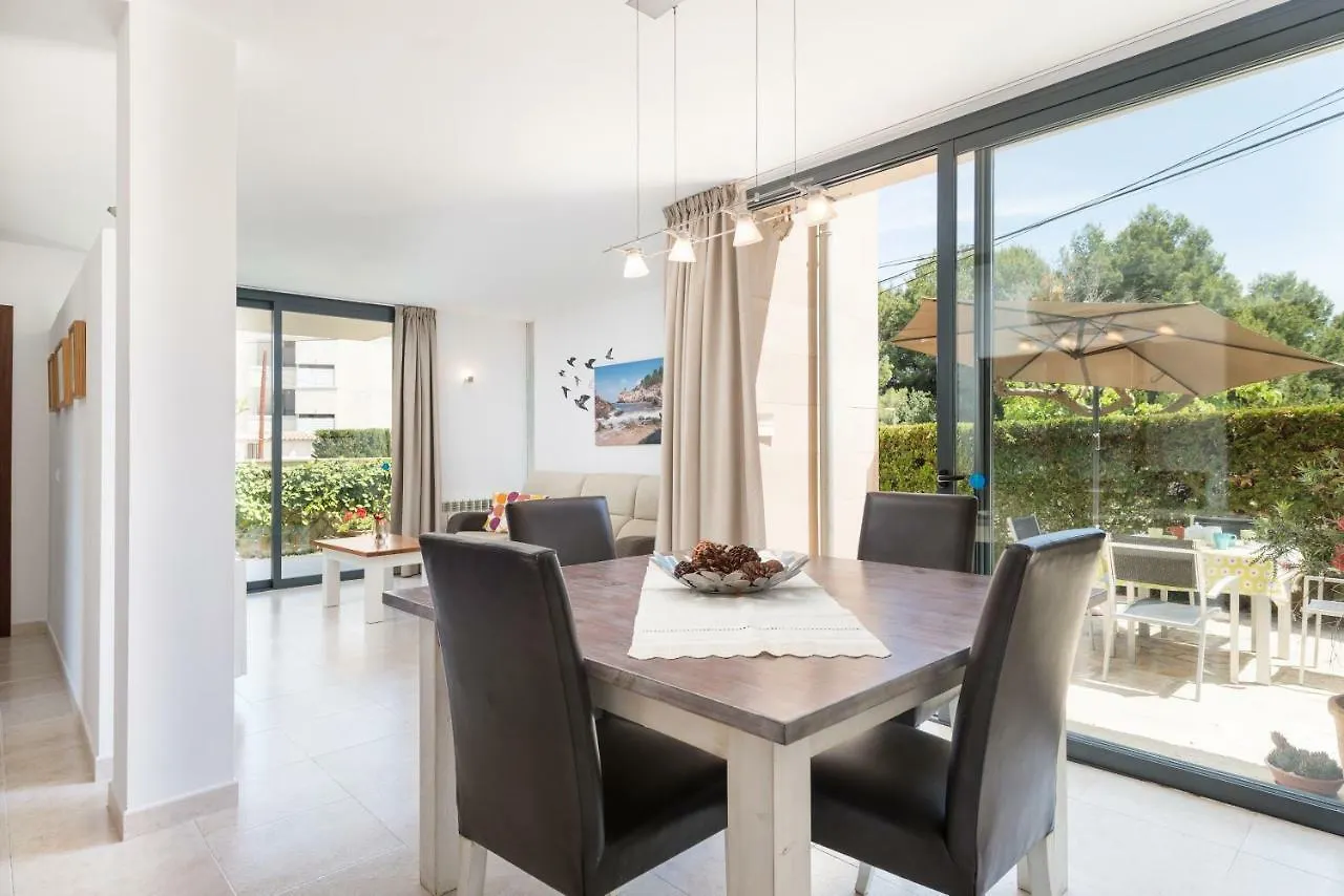 Residencial Llenaire Apartment Port de Pollenca
